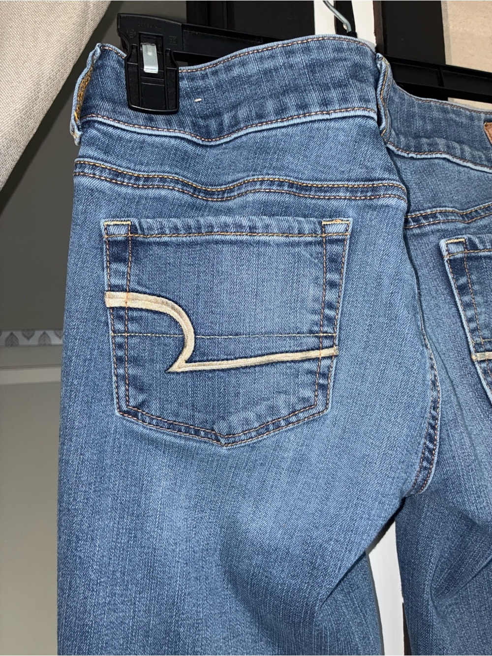 AE - Artist Low Rise Jeans - Picture 7 of 9
